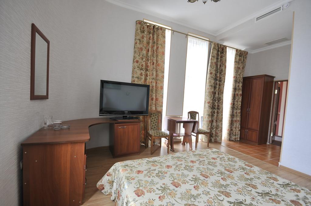 Kadgaron Hotel Vladikavkaz Esterno foto